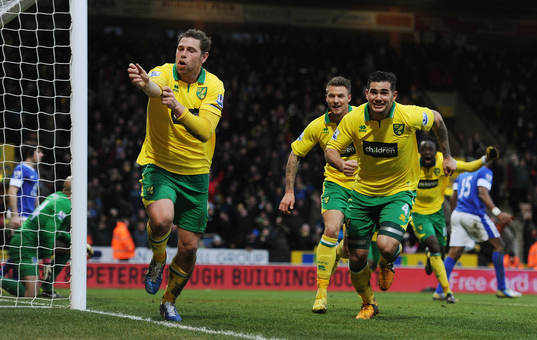 Football - Norwich City v Everton - Barclays Premier League