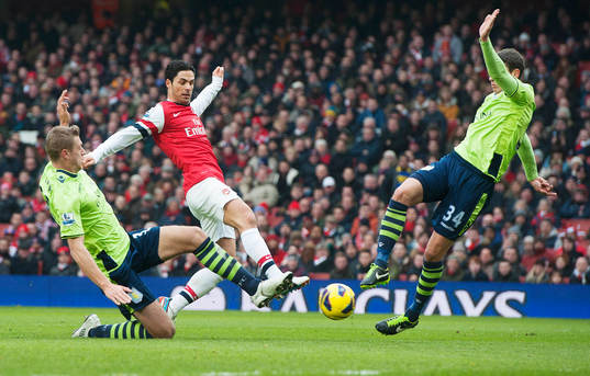 Football - Arsenal v Aston Villa - Barclays Premier League