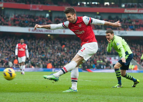Football - Arsenal v Aston Villa - Barclays Premier League