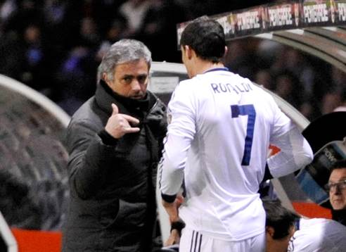 Bläddra bland fler bilder av Fotboll, Spansk Liga, La Coruna v Real Madrid
