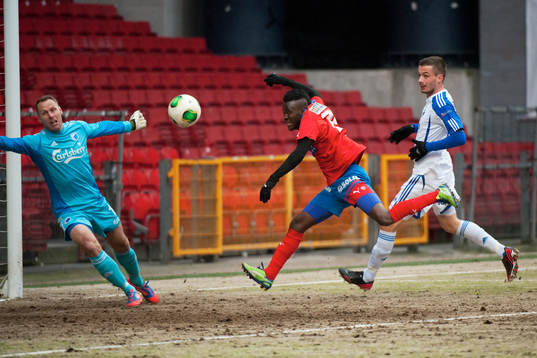 David Accam, Helsingborg är nära