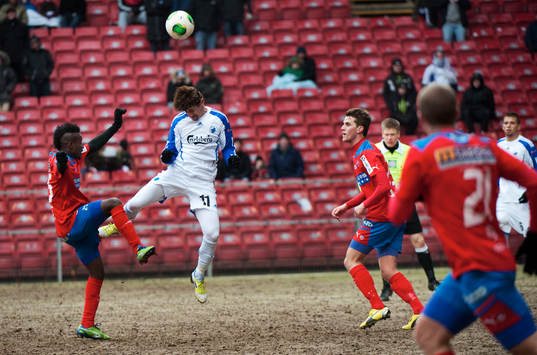 David Accam, Helsingborg och Cesar Santin, Köpenhamn