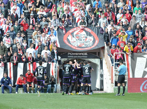 goal Player Real Valladolid Foward Manucho (25)