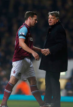 Football - West Ham United v Tottenham Hotspur - Barclays