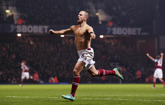 Football - West Ham United v Tottenham Hotspur - Barclays
