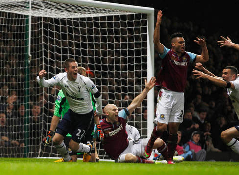Football - West Ham United v Tottenham Hotspur - Barclays