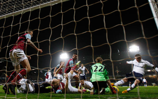 Football - West Ham United v Tottenham Hotspur - Barclays