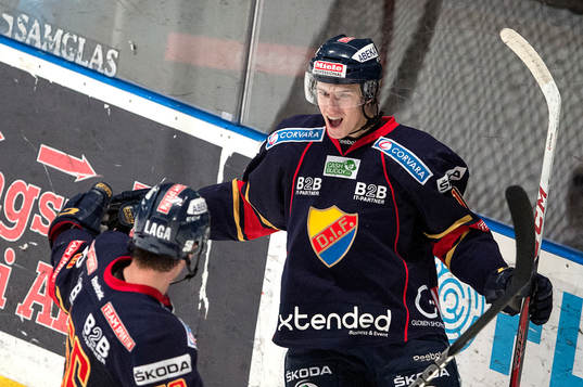 Alexander Wennberg, Djurgården jublar över 3-0 målet