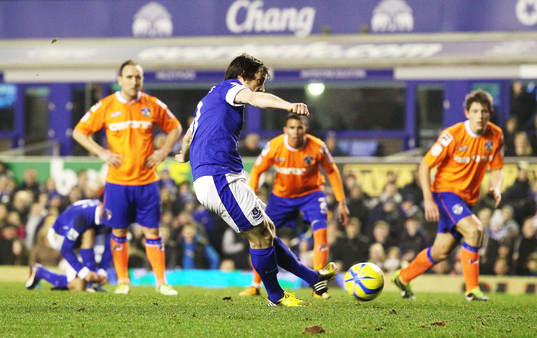 Football - Everton v Oldham Athletic - FA Cup Fifth Round