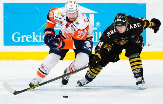 Jan Hlavac, Växjö, och Esa Pirnes, AIK