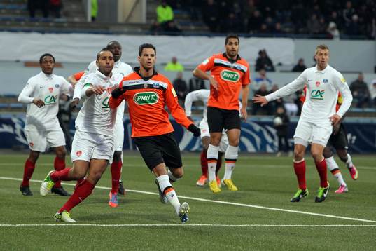 Jeremie ALIADIERE / Ahmed KANTARI - 27.02.2013 - Lorient /
