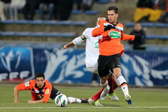 Jeremie ALIADIERE / Ahmed KANTARI - 27.02.2013 - Lorient /