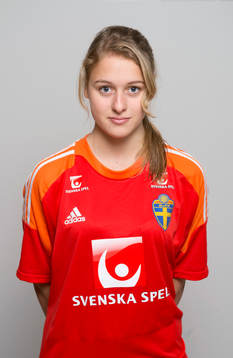 Petra Kümin, Sverige