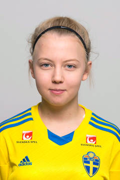 Nathalie Persson, Sverige