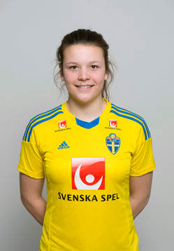 Lisa Lind, Sverige
