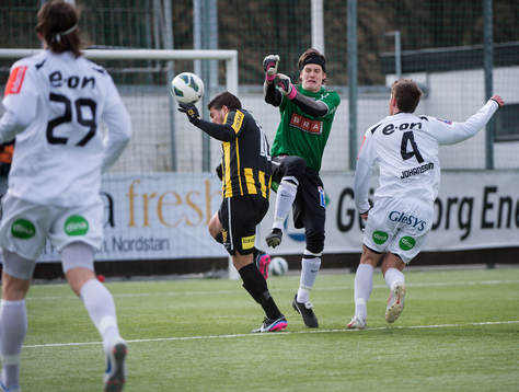 Moestafa El Kabir, Häcken, i duell mot falkenbergs målvakt