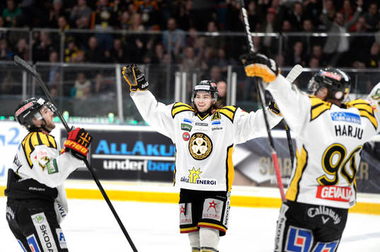 Bläddra bland fler bilder av Ishockey, Elitserien, AIK - Brynäs