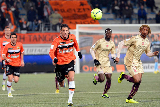 Jeremie ALIADIERE / Gaetan BONG - 02.03.2013 - Lorient /