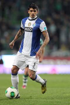 Lucho Gonzalez  - 03.03.2013 - Sporting/  Porto -  Zon