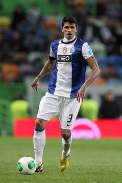 Lucho Gonzalez  - 03.03.2013 - Sporting/  Porto -  Zon