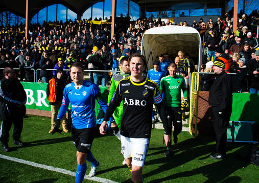 Stefan Selakovic, Halmstad, och Nils-Eric Johansson, AIK,