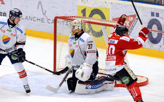 Robin Olsson jublar