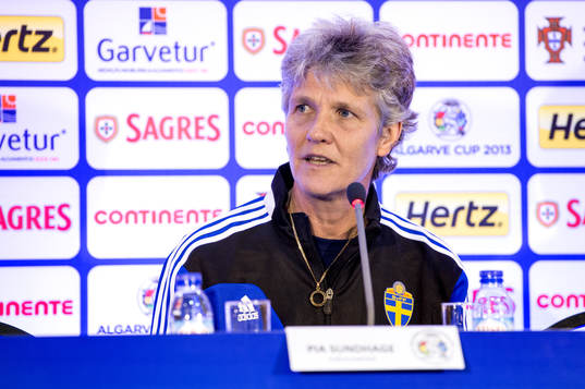 Pia Sundhage, förbundskapten, Sverige