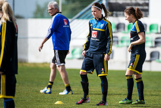 Olivia Schough, Sverige