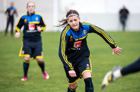 Olivia Schough, Sverige