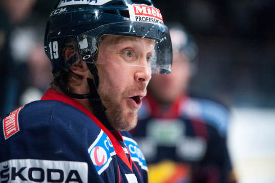 Jimmie Ölvestad, Djurgården, skriker till Linus