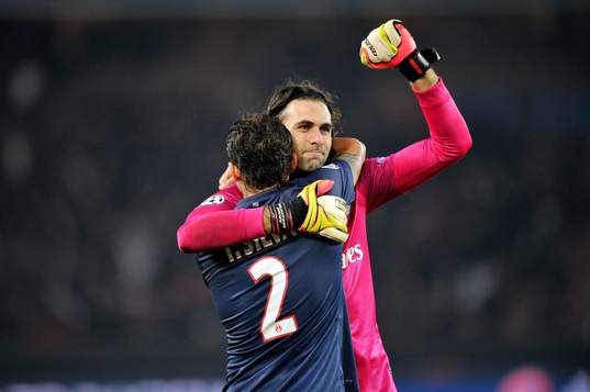 Joie PSG - Thiago SILVA / Salvatore SIRIGU - 06.03.2013 -