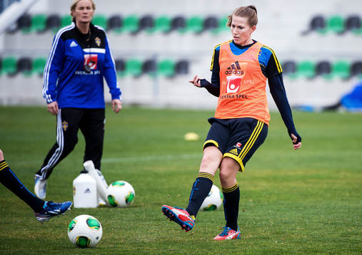 Emma Berglund, Sverige
