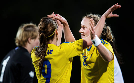 Marie Hammarström, Sverige, jublar