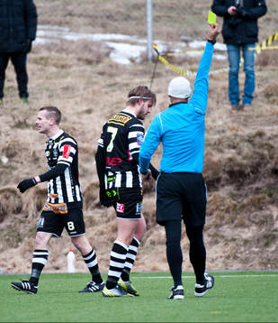 Andreas Dahl, Landskrona, gul kort