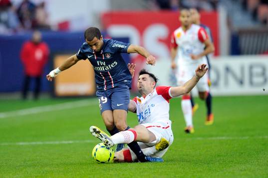 Blessure de Lucas MOURA / Thomas MANGANI - 09.03.2013 -