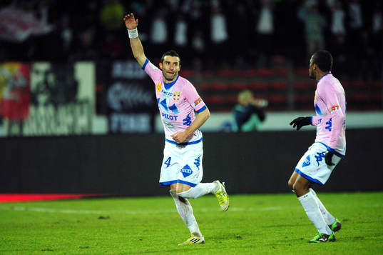 Joie Cedric BARBOSA - 09.03.2013 - Evian Thonon / Sochaux -