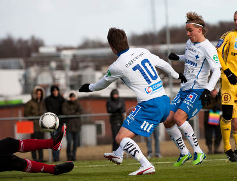 Christoffer Nyman, skjuter in bolen i mål, Gunnar Heidar
