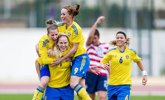 Emma Berglund, Lisa Dahlkvist, Kosovare Asllani och Sara