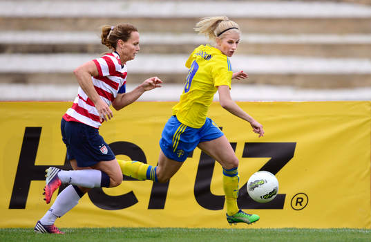 Christie Rampone, USA och Sofia Jakobsson, Sverige