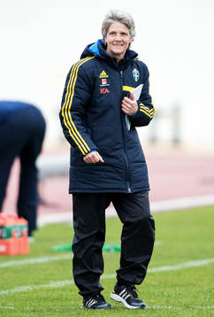 Pia Sundhage, förbundskapten, Sverige