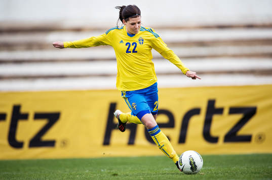 Olivia Schough, Sverige
