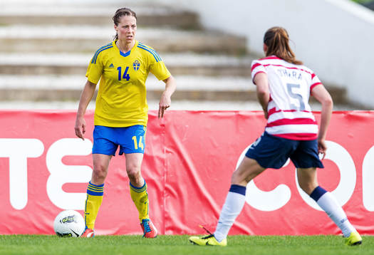 Johanna Almgren, Sverige