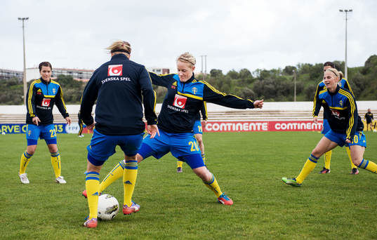 Marie Hammarström, Sverige, värmer upp innan match. I