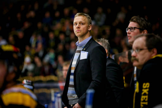 Tränaren Bert Robertsson i Skellefteå