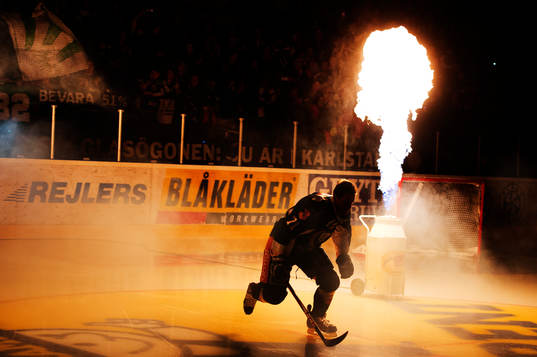 Christian Berglund, Färjestad, gör entré