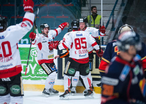 Örebro-spelarna jublar