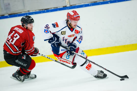 Kim Runemark, Tyringe skäret före Kungälvs Wictor