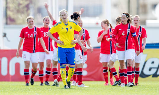 Lisa Dahlkvist, Sverige, deppar