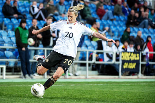 Lena Goebling, Tyskland, gör sig redo att skjuta