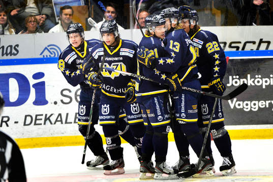 Bläddra bland fler bilder av Ishockey, SM-kvartsfinal 1, HV71 - Linköping